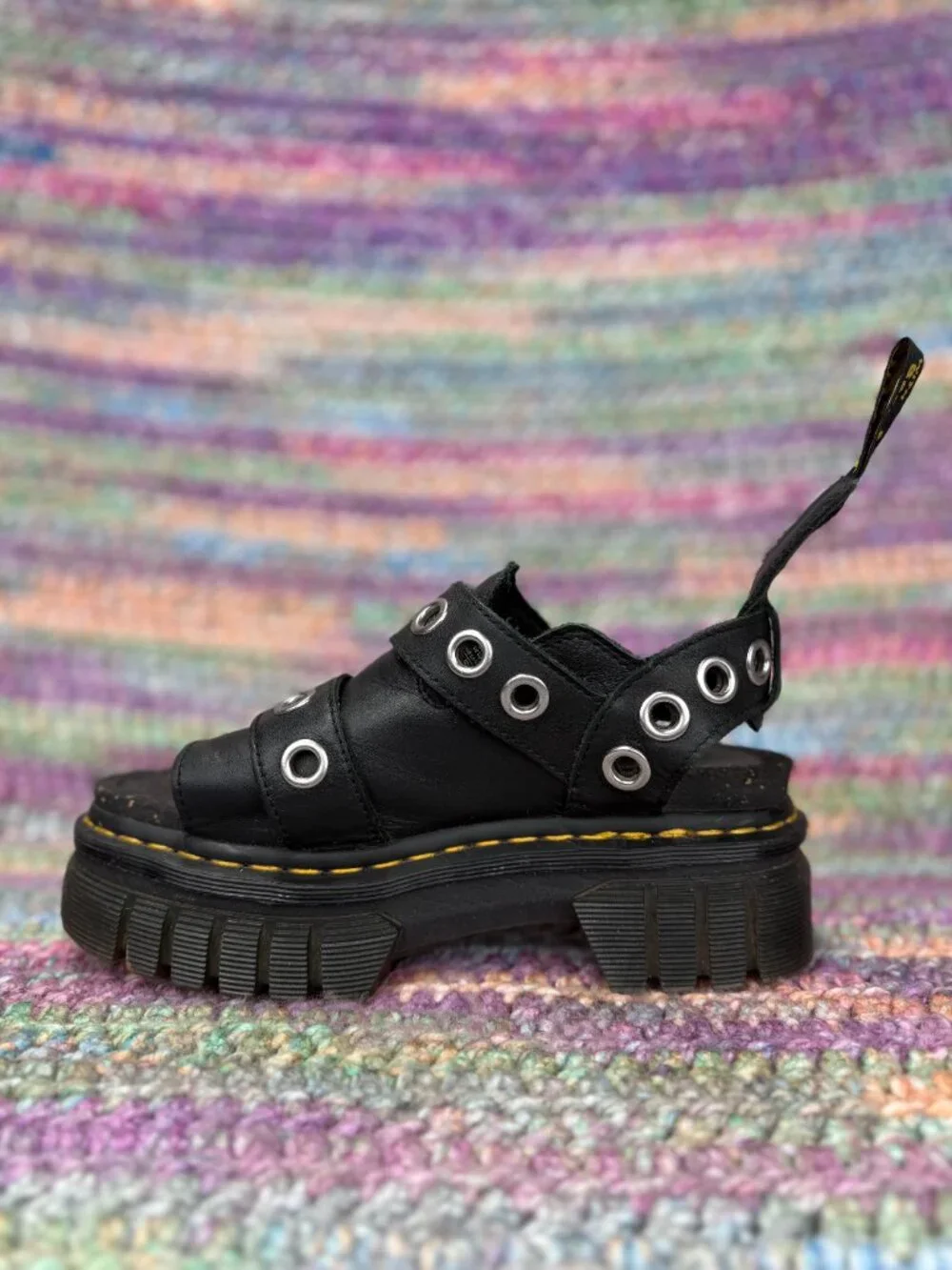 Dr.Martens Ricki HDW Sandals Womens size 6 (missing ankle strap) - Picture 3 of 6
